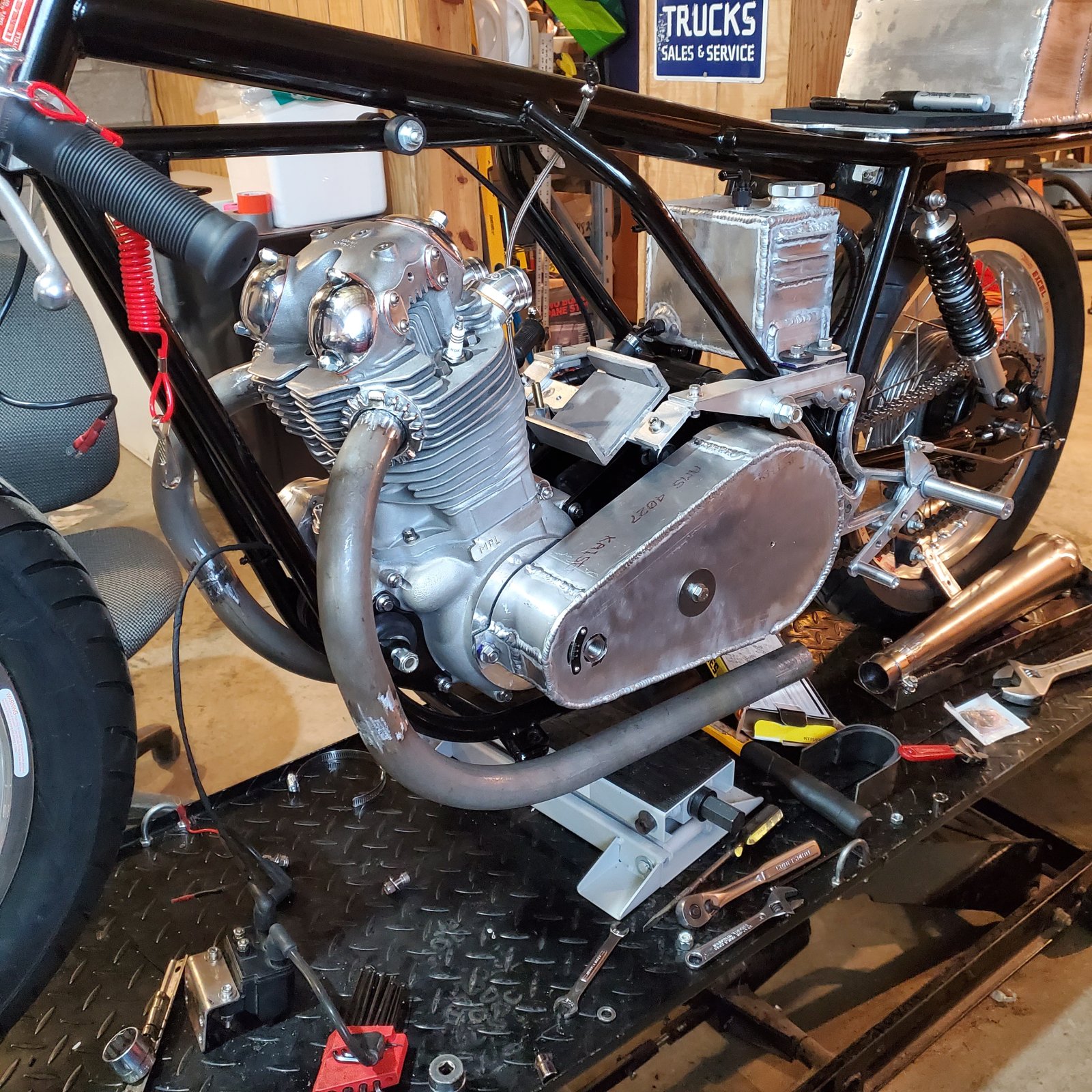 750cc Norton Commando Salt Flats Build