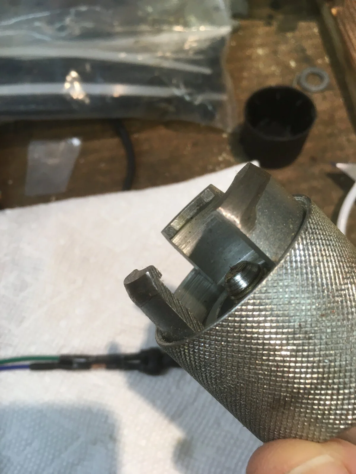 1975 850 Commando pinion removal tool issue