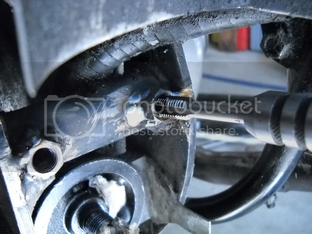 1975 Mk. III Handlebar shake-speed wobble.