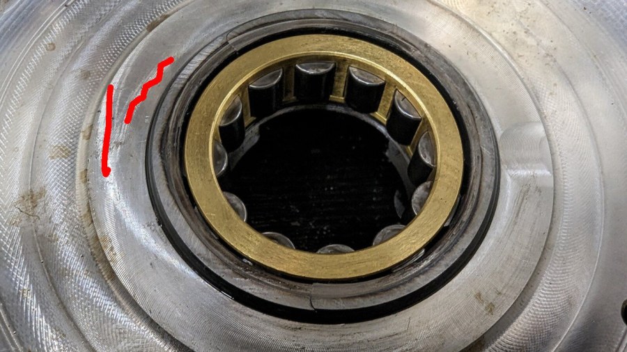 Broken Main Bearings (Outer Race)