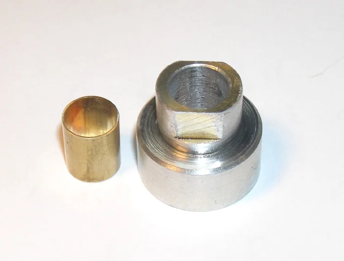 Low friction fork bushes