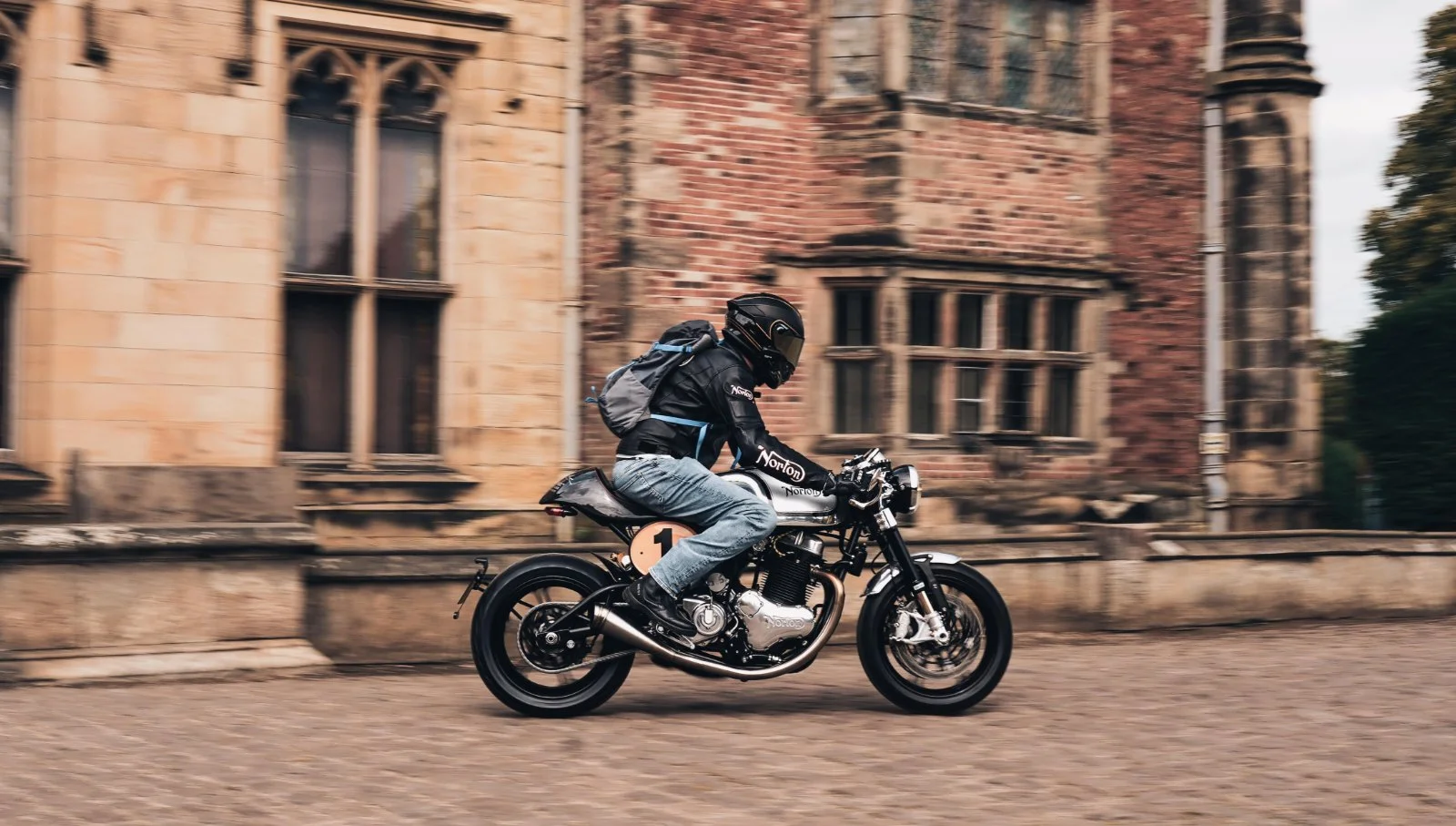 Pictures of your Norton 961