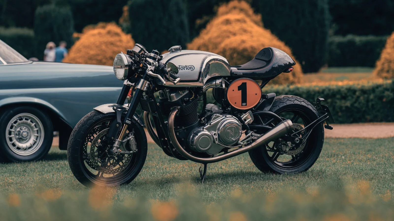 Pictures of your Norton 961