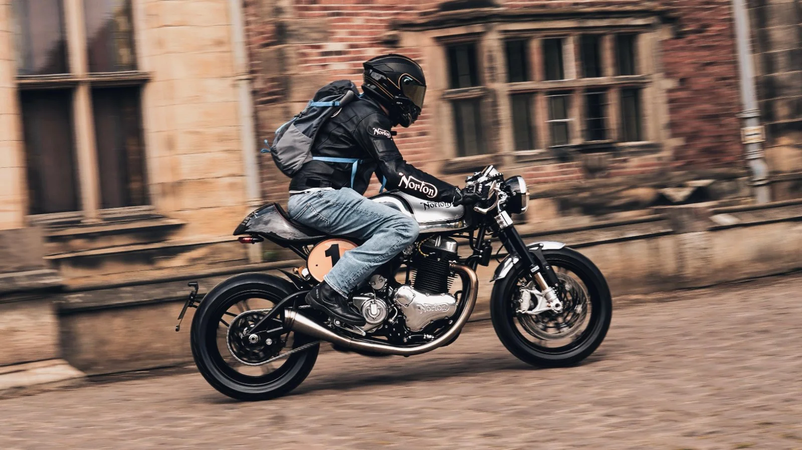 Pictures of your Norton 961