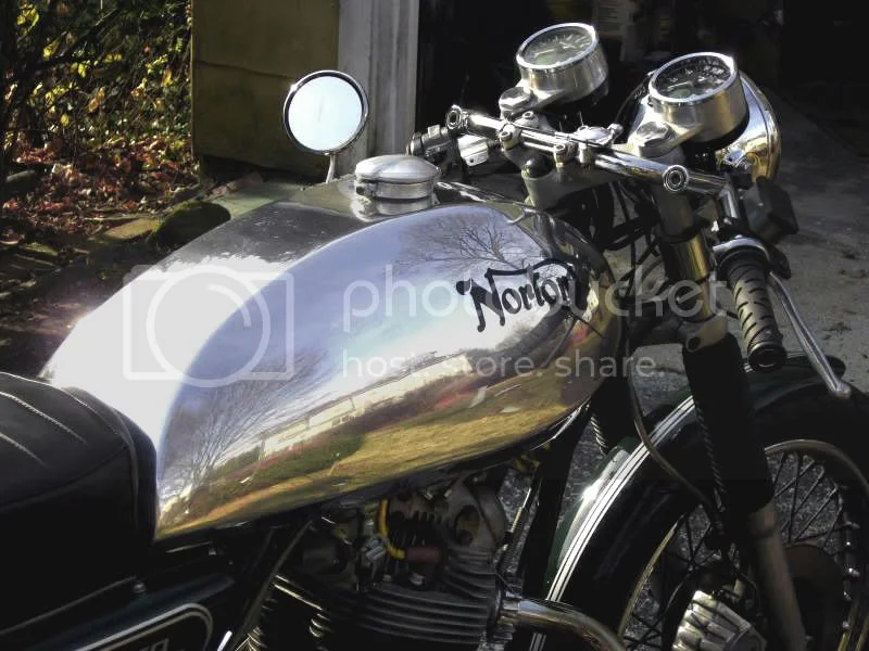 Cafe handlebars for 850 commando