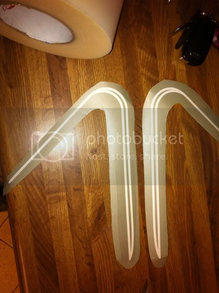handmade pinstriping on tanks