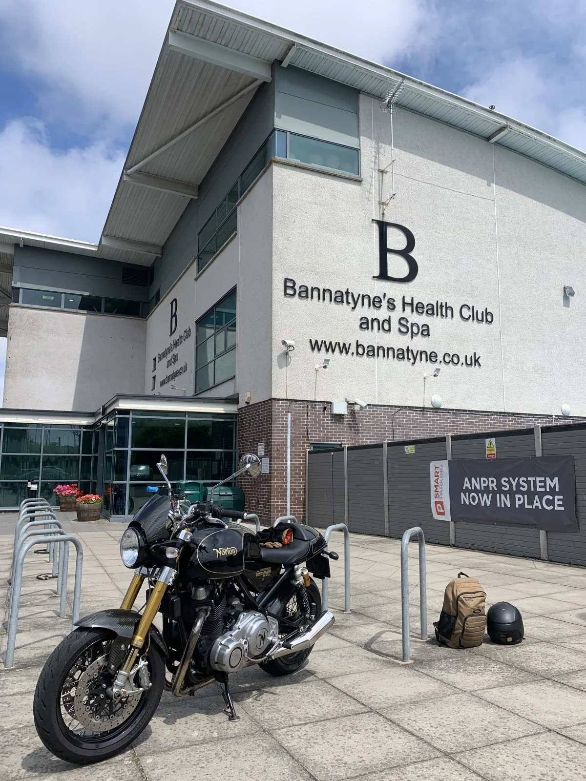 Pictures of your Norton 961