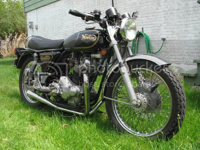 Cafe handlebars for 850 commando