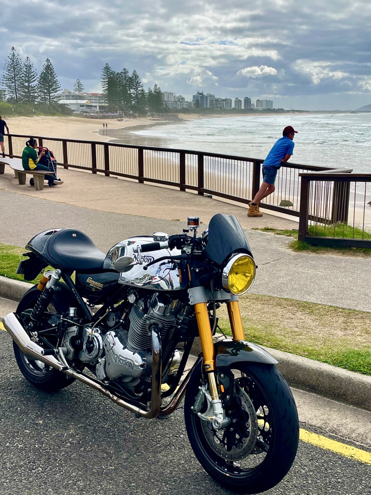 Pictures of your Norton 961