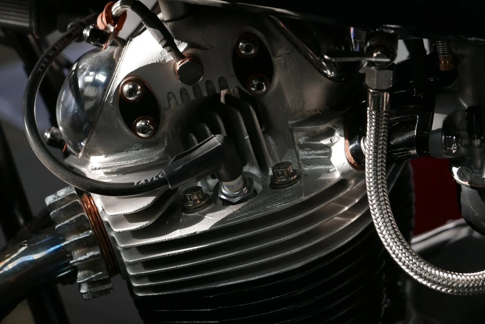 2022 Norton Commando Photo Contest