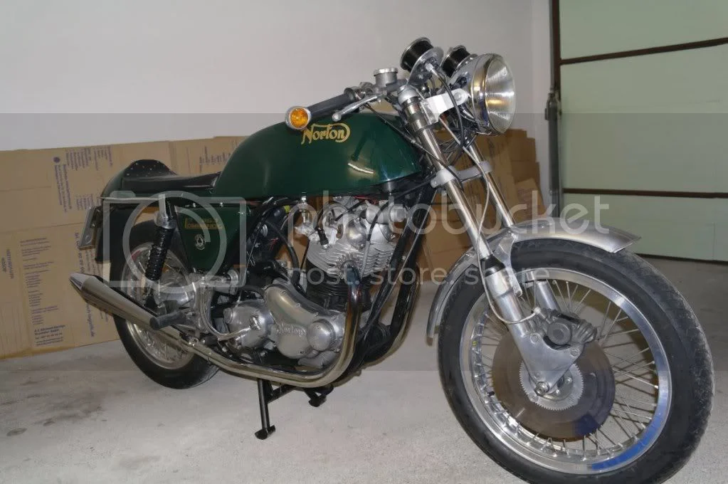 Cafe handlebars for 850 commando