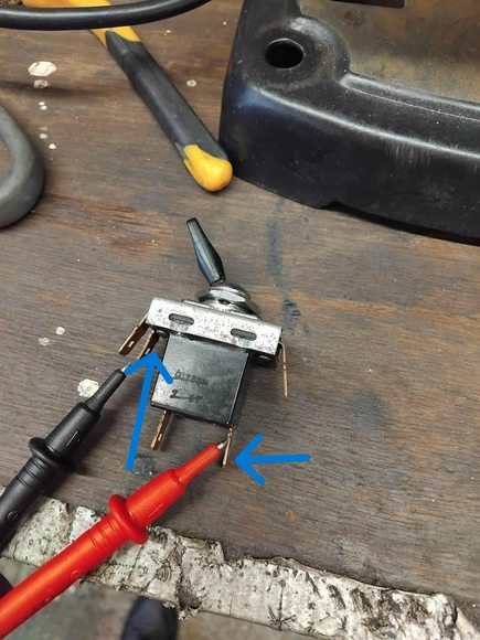 Lights on fine, but turned off the fuse blows