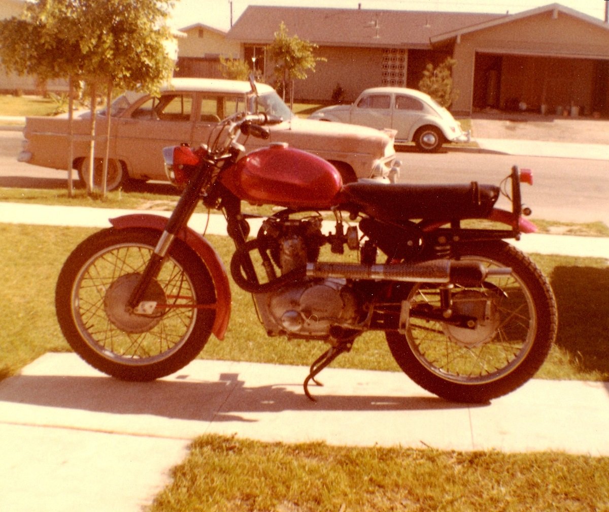 LS Red AB1200.jpg