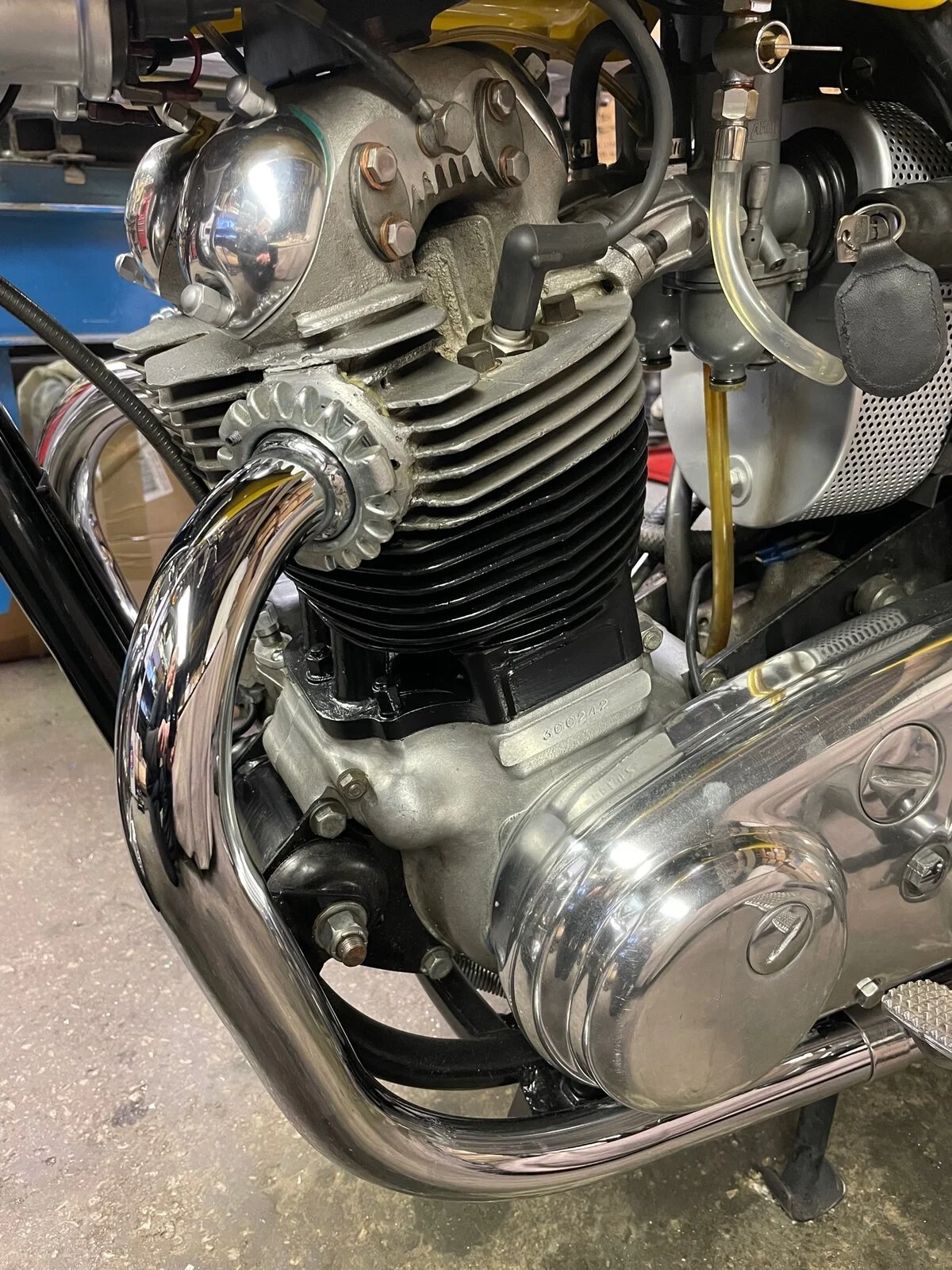 Exhaust thread repair failed