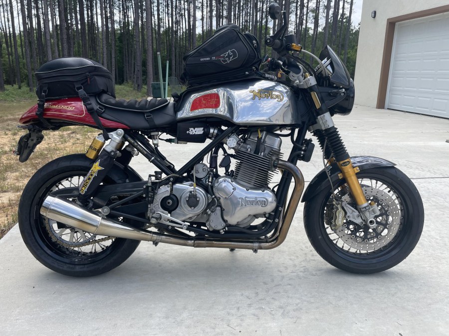 Pictures of your Norton 961