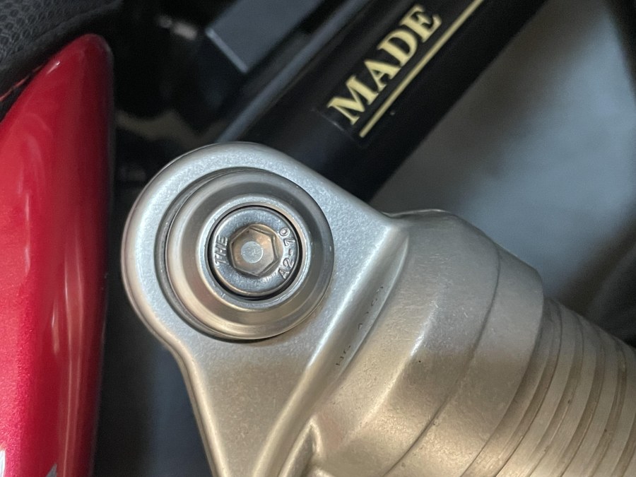 Pictures of your Norton 961