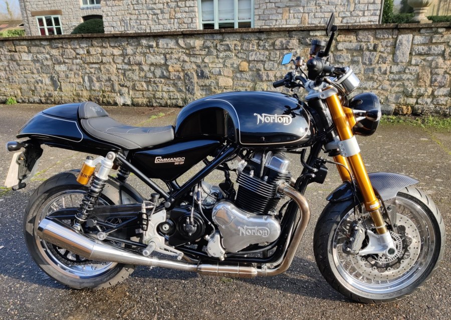 Pictures of your Norton 961