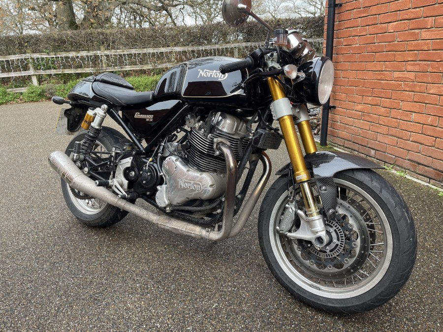 Pictures of your Norton 961
