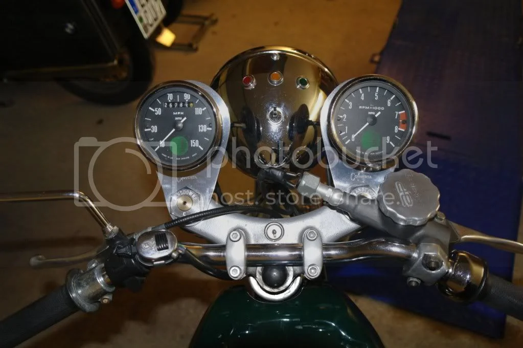 Cafe handlebars for 850 commando