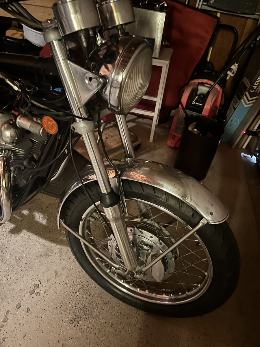 Trying to help a recent widow sell her husband's '71 Commando.