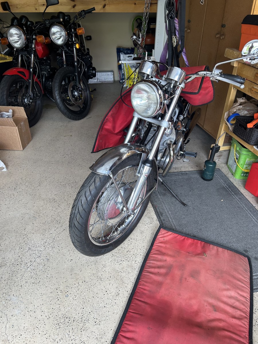 Trying to help a recent widow sell her husband's '71 Commando.