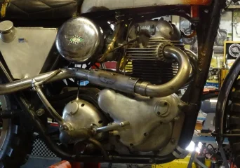 P11 Exhaust pipes, mufflers, clamps, spacers