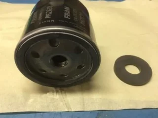 Magnet in filter housing. (2015)