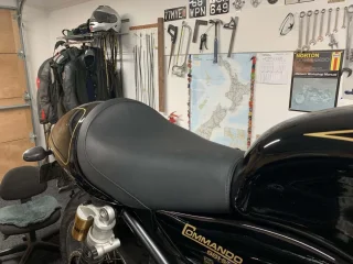 Norton Commando 961 Touring Seat Norton Commando 961 Touring Seat