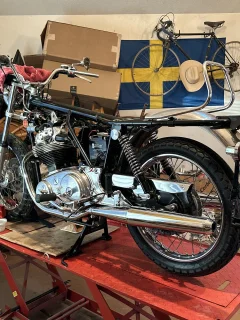 Interstate tank pin striping