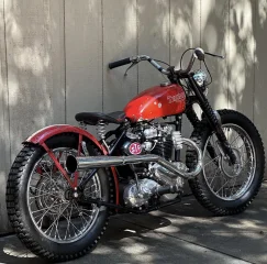 Headlight and tail light without battery.