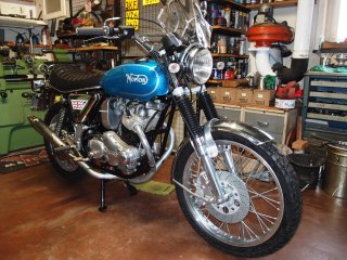 All Road Norton Commando