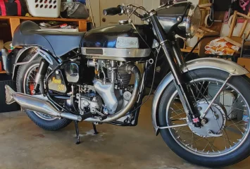 Trade 63 Velo Venom Clubman for Norton Commando