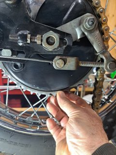 Rear drum sprocket sideways play?