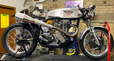 Norton ES2 race bike .