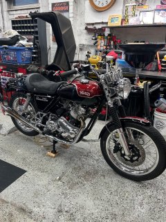 Pictures of your Norton Commandos