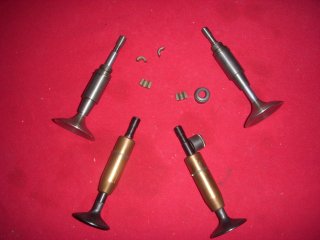 NORTON SPECIAL VALVES AND GUIDES  AND VALVE KEEPERS