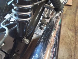 Thread pitch for exaust rubber mountings.