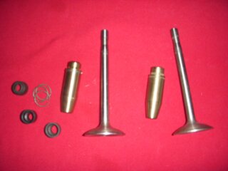 NORTON 850 STD GUIDES AND VALVES