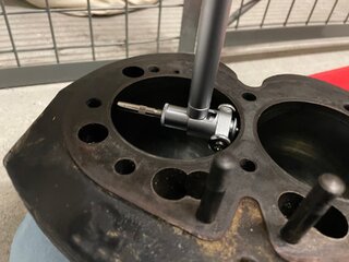 I just posted how I measured the bore wear. It does not look good on my 850