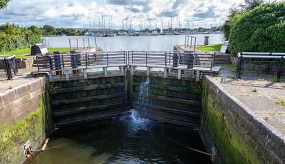 Pictures of your Norton 961