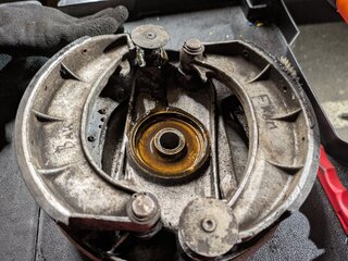 Fettling a Norton Commando 750