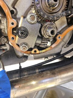 Excess Oil in Primary Chain Case - 72 Combat case in 73 750