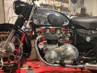 Back on the AJS for startup: