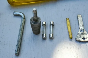 Tool Kit Photo (2011)