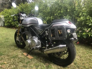 Pannier racks and bags built for 961