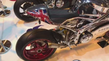 Norton V4 1200 trailer