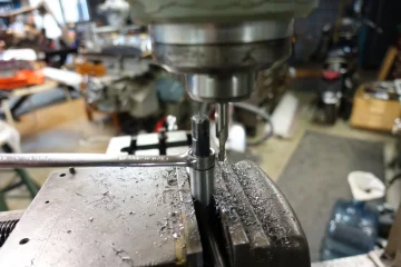 Cylinder Head Nuts....No Washers?