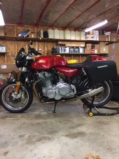 Pictures of your Norton 961
