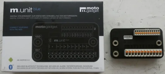 Rewiring with Mo.Unit Blue Rewiring with Mo.Unit Blue