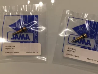 1972 Combat. Setting the new 932 Amal Premier: a nightmare!